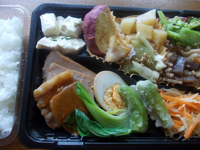 豚肉と大根の角煮